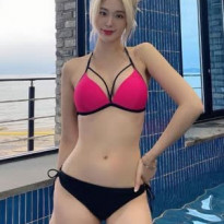 김현지 치어리더 근무복 &amp; 비키니 폼