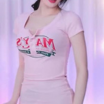 한갱 핑크 밀착 원피스 몸매라인