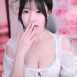 러블리한 화이트 의상 수련수련 D컵의 위엄