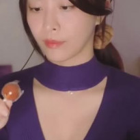 BJ 미모 ASMR 사탕 먹방 눈이 가는 가슴골