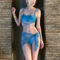 서현숙 치어리더 물총든 비키니 몸매