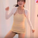 추랑이 심하게 짧은 노란 줄무늬 원피스 검은색 노출