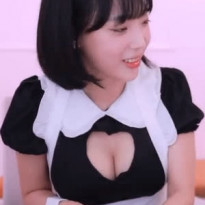 메이드 동탄미시룩 강인경 &amp; 포셔 구멍난 틈 가슴골