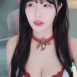 수련 수련 섹시 산타복 가슴골