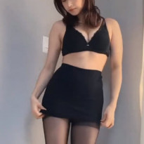 명아츄 검은색 팬티 스타킹 검정 브라 룩북