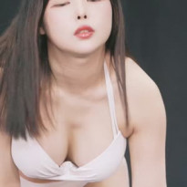 모델 홍아름 화이트 비키니 육덕 몸매