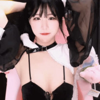 과감한 의상 에디린 섹시 수녀복