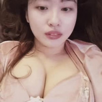 눕방찍은 소람잉 앞 스트랩 가슴골