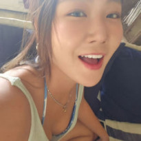 휴가 가서 노브라로 수영하는 시스타 소유 시원한 뒤태