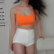 춤추는 세연 주황 브라탑 흰 반바지