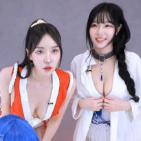 겨우디 시라누이 마이 코스프레 숙인 가슴골 수련수련, 마이부 합방