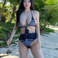 기무세딘 in 사이판 비키니 큰 가슴