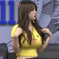 피카츄 티셔츠 입은 처자 대만 롤 아나운서