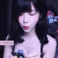 슴골 노출 유혜디