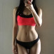 홈트레이닝 마케터 셀카 예술 몸매