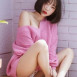 강인경 오버핏 핑크 니트