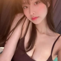 끈나시 명아츄 눈이 가는 가슴에 점 접힌 겨드랑이