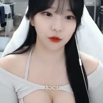 BJ 박민정 가슴 뚫린옷 가슴골