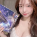 인스타에 가슴 초근접샷 올린 모모리나