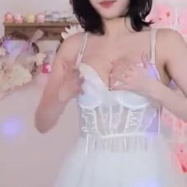 수련수련 시스루 흰 란제리