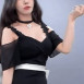 귀하다는 유소나 가슴골 오픈 의상