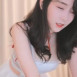 거친 숨소리 내며 승마기구 타는 파이