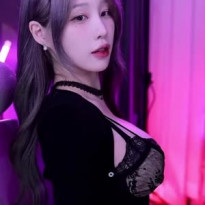 어제 앉아만 있어도 이뻤던 한갱