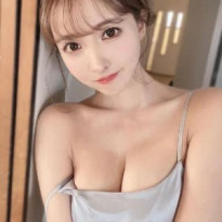 자연산 가슴이 매력적인 미카미 유아