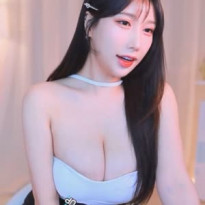 등산 자주 간다는 BJ 그릴래영 가슴골