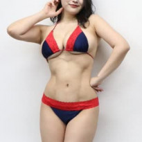 복근이 쩌는 그라비아 모델 후부키 케이