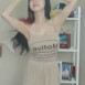 기분 좋은 김갑주 끈 민소매 가슴 바운스