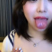 침흘리는 유하 야한 혓바닥 가슴 손으로 비비적