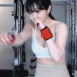 싸움은 잘 못한다는 쵸단 스포츠 브라 가슴골 복싱 자세