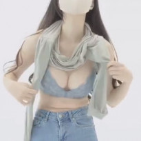 모델 브이록 진짜 딱 달라붙는 옷 입을때 알가슴 레이스 브라