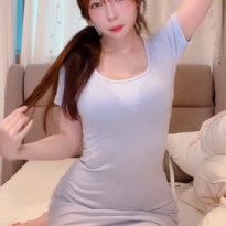 모모리나 야릇하게 브라만 벗기