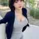 강인경 회색 미시룩 가슴골 보이시한 단발