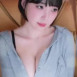 강인경 고양이귀 셔츠 틈 가슴골
