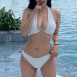 BJ 미래 가슴 아래를 받쳐주는 비키니