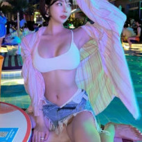 몸매까지 완벽한 존예 인스타녀