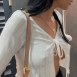 mei Lee 노브라 가슴끈 풀어헤치기