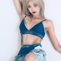 故 최진실의 딸 최준희 CK 캘빈클라인 속옷 몸매 화보
