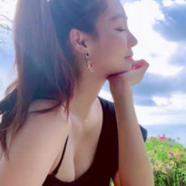 박지영 아나운서 수영복 몸매 각도좋은 가슴골