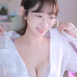 눈 작아져서 방송때는 안경 안 쓴다는 둘기얏 가슴골