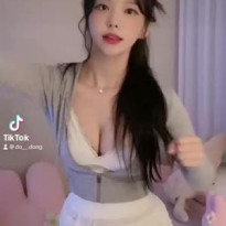 레이스 화이트 브라 가슴골 츄정