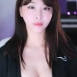 트위치 스트리머 미모(Mimojoo) 멍한 표정 가슴골