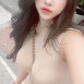 가슴골 사이 크로스백 제대로 보여주는 쮸리