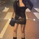 길거리에서 춤을 추다 가슴이 튀어나온 누나