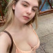 탑건 매버릭 아멜리아 배우 릴리아나 레이(Lyliana Wray) 비키니 몸매 가슴골