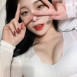 남친이 찍어준듯한 구도 침대위 한갱