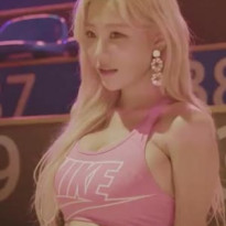 빛베리 핑크 나이키 스포츠 브라